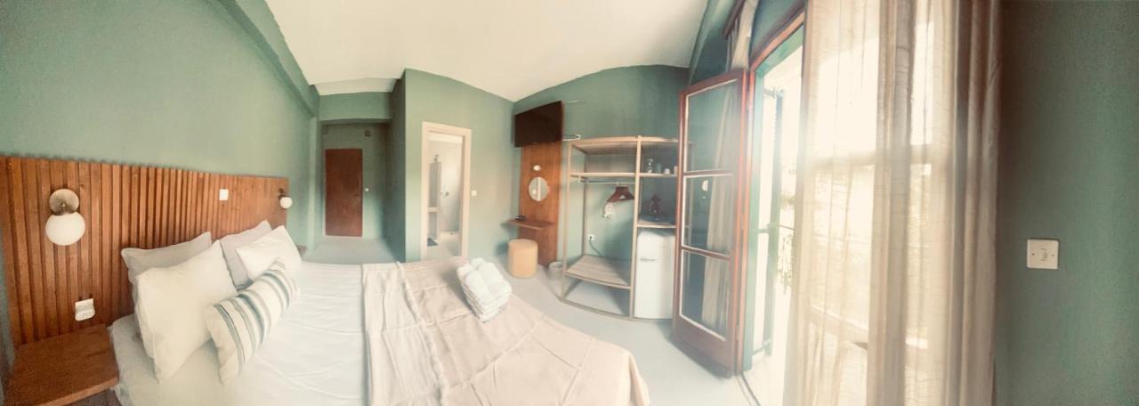 Lord Ape Suites Club Mpenitses Eksteriør billede