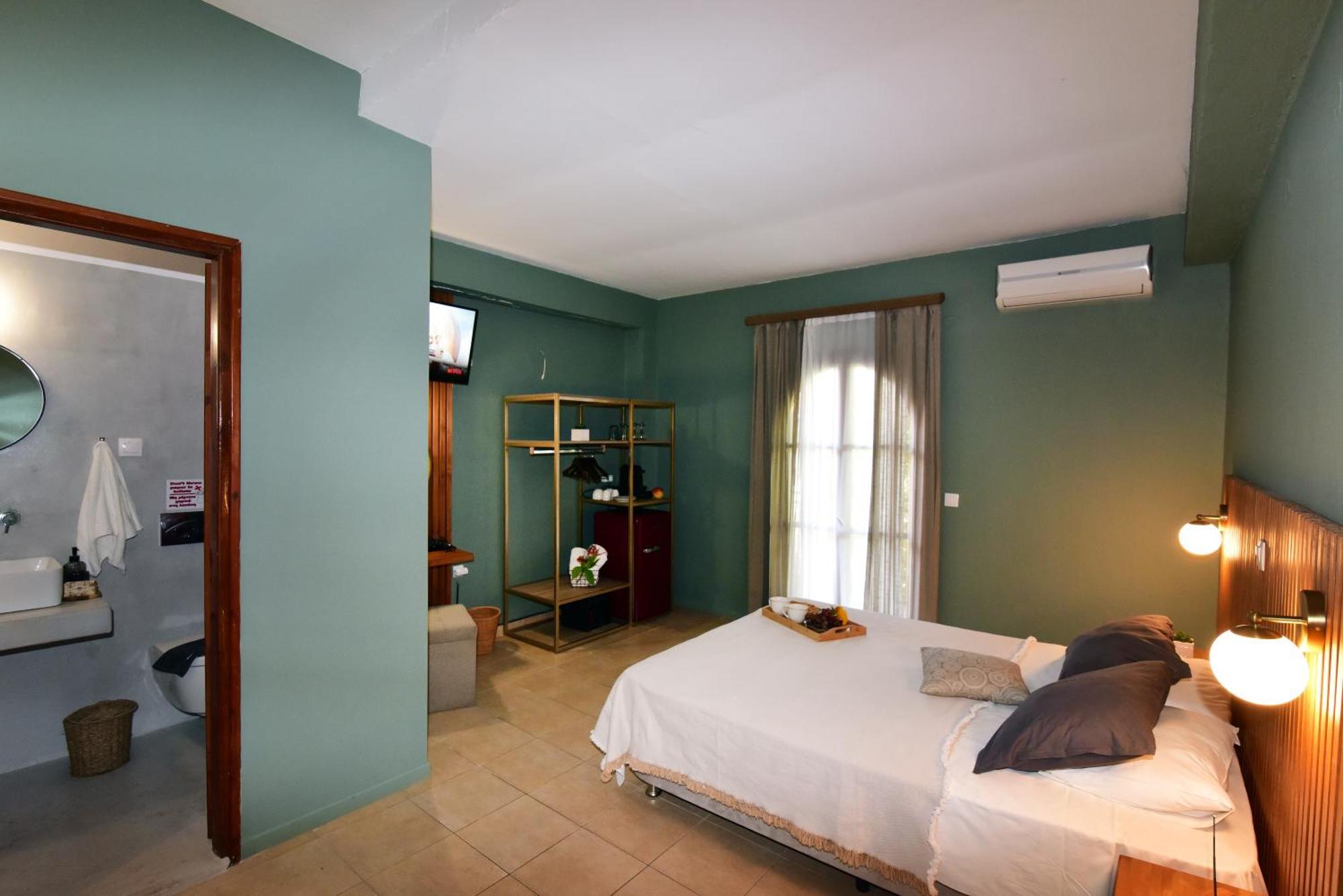 Lord Ape Suites Club Mpenitses Eksteriør billede